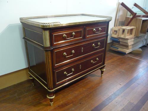 FRENCH PRE REVOLUTION COMMODE CHEST